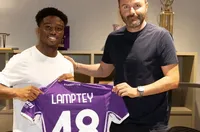 Защитник на Фиорентина извън терена с месеци