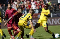 Рома подчини Верона с 2:0 и се изравни на върха с Наполи