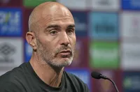 ОФИЦИАЛНО: Юелси се раздели с Енцо Мареска