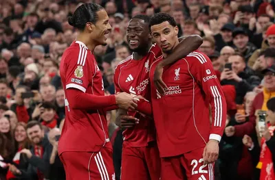 НА ЖИВО: Ливърпул - Лийдс (СЪСТАВИ)