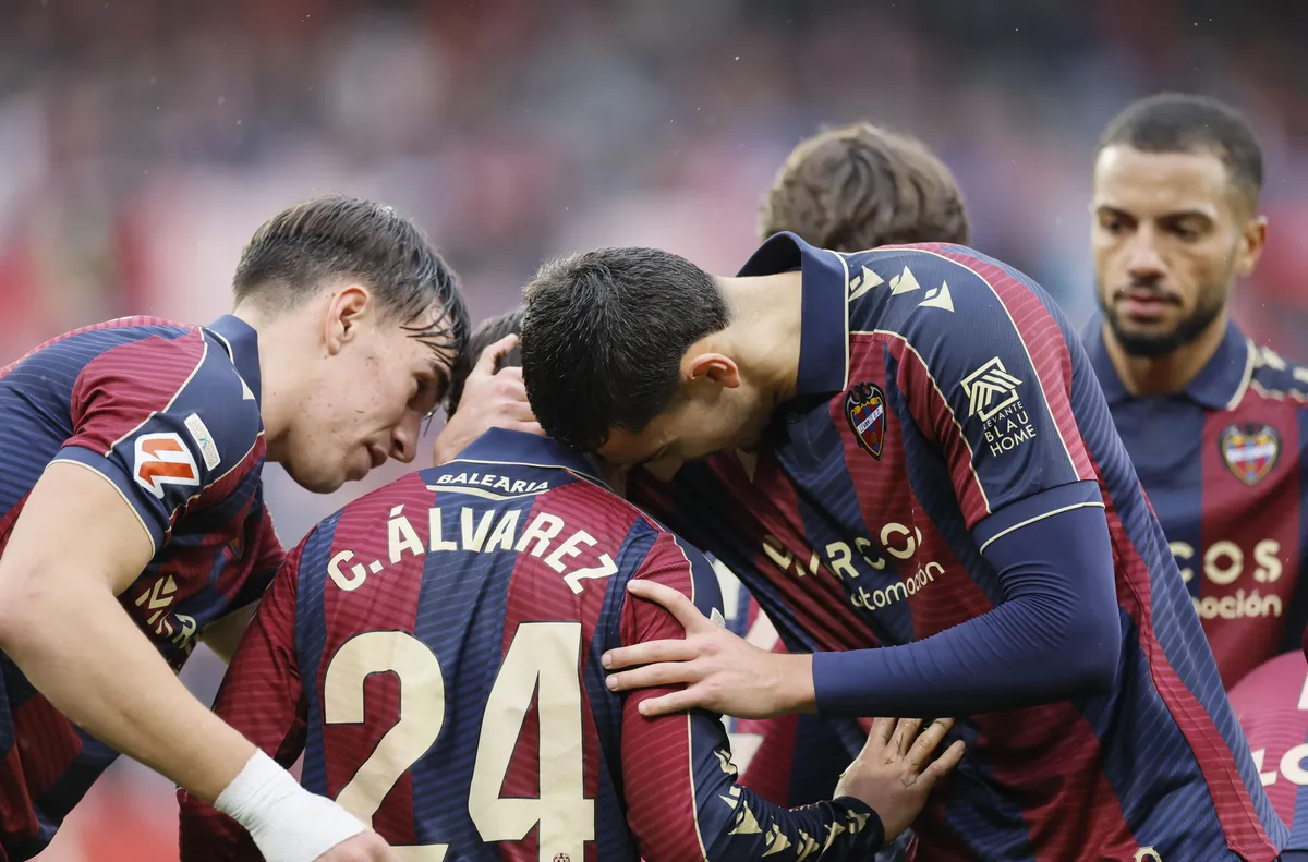 След класика над Севиля Леванте спечели убедително с 3 0 при