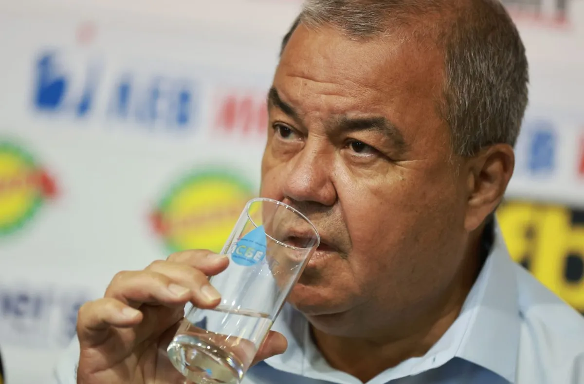 Собственикът на Локомотив София Веселин Стоянов разкри че целта пред