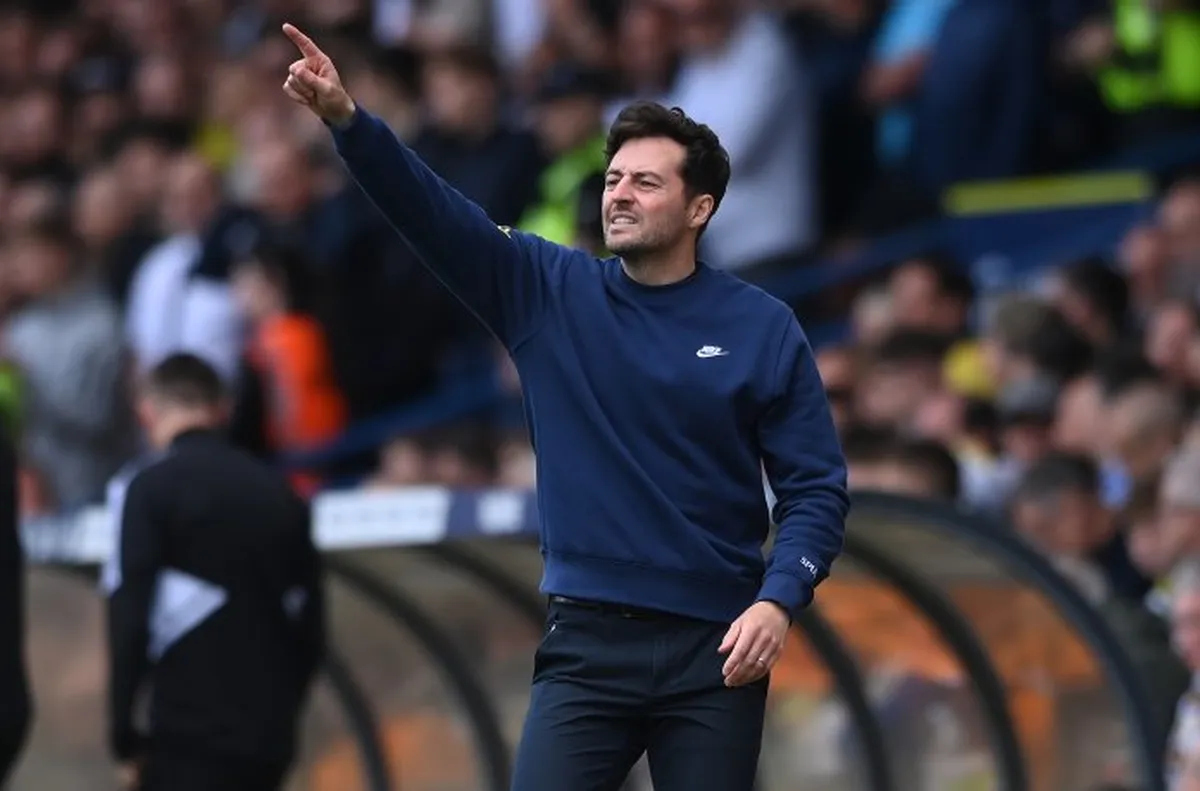 Уест Бромич остана без треньор