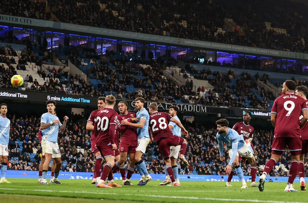 Уест Хем приема Нотингам Остра нужда от точки изпитва Уест