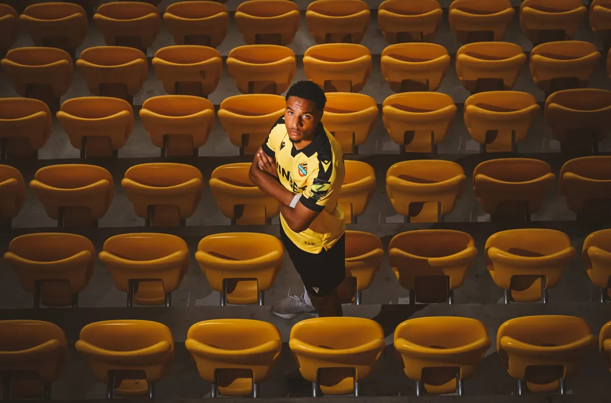 Преговорите за трансфер на нападателя на Ботев Пд Армстронг Око