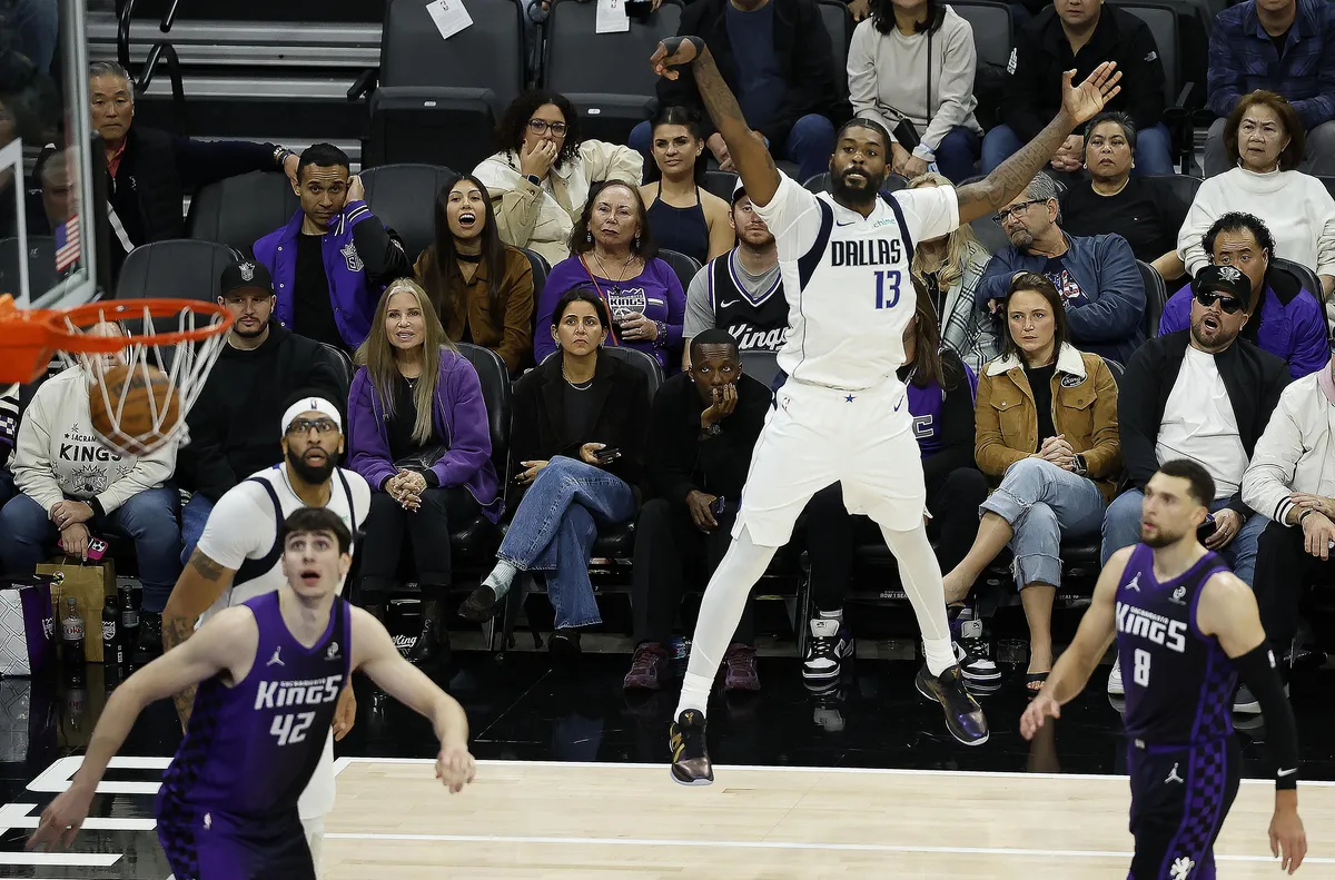 Вижте резултати от НБА Далас Маверикс измъкна успеха със 100