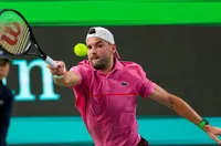 Григор Димитров открива вечерната сесия на централния корт в Бризбейн