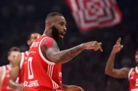 Коди Милър-Макинтайър с 13 точки при загуба на Цървена звезда