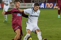 Лудогорец и куп европейски клубове искат талант на Славия