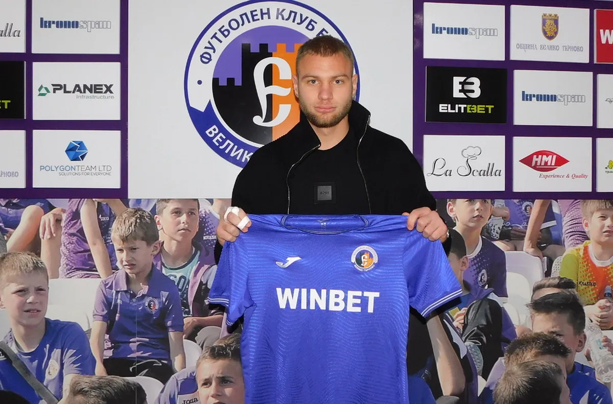 Халфът Ивайло Марков идва под наем от Локомотив Пловдив Халфът