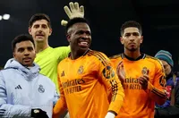 Джуд Белингам също подкрепи Винисиус