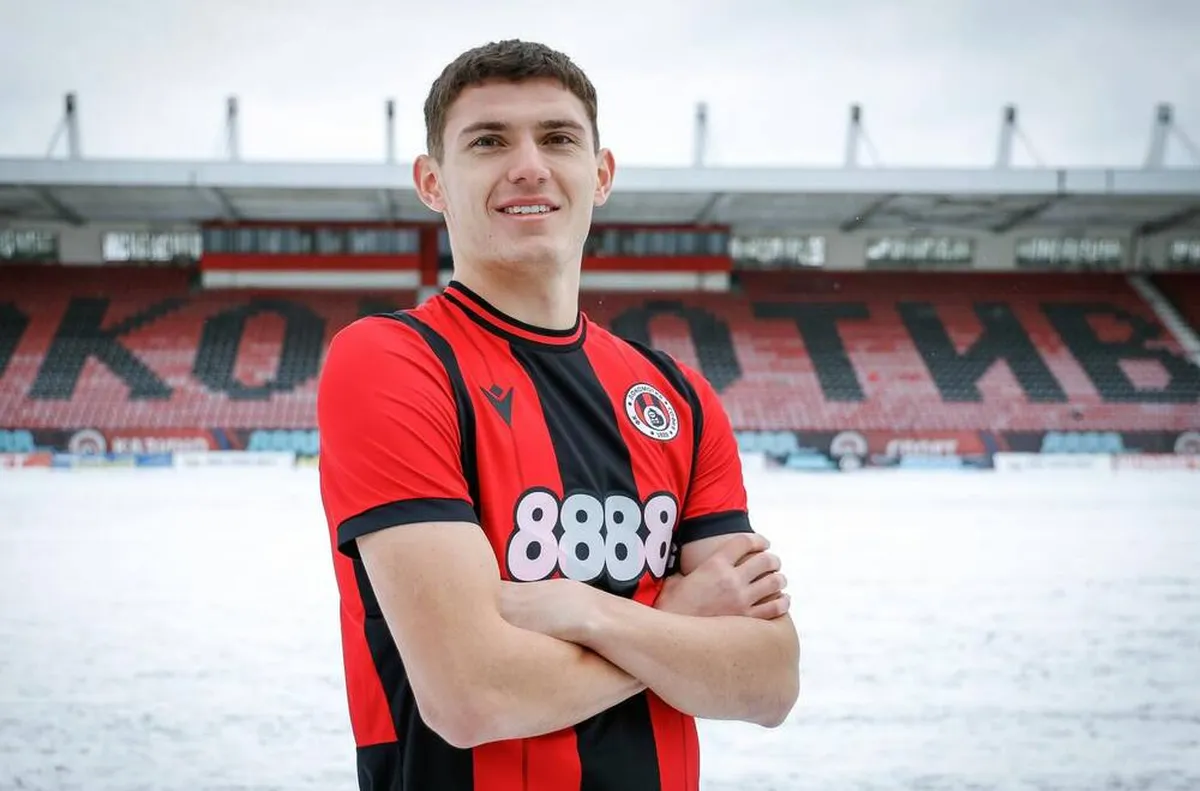 Никола Нейчев пристига от Словения подписа за 2 5 години