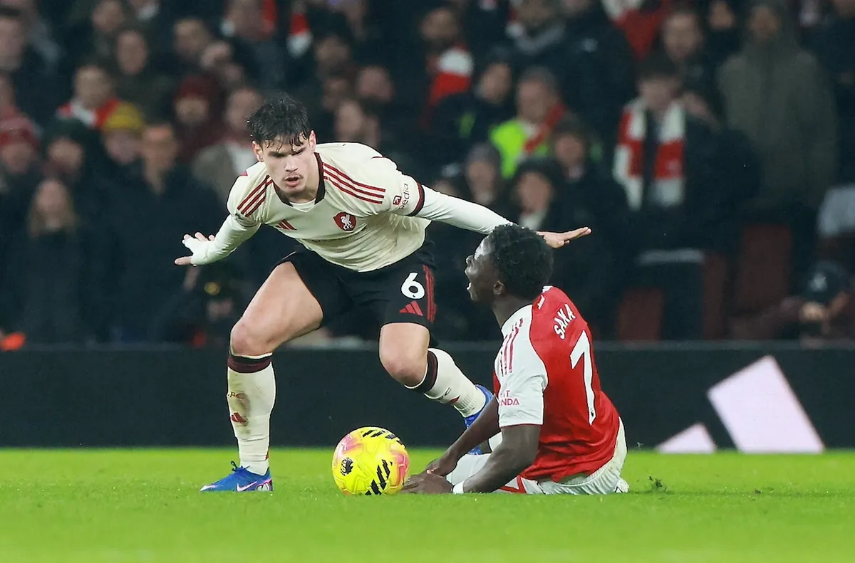 Артилеристите в опит да избягат още на Сити Арсенал има