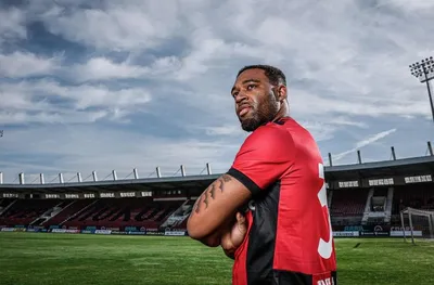 Daily Mail: Съдят голямата звезда на Локо София в Англия