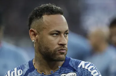 Неймар започна процеса по възстановяване