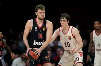 Везенков отново понесе Олимпиакос на рамене и победи Байерн Мюнхен