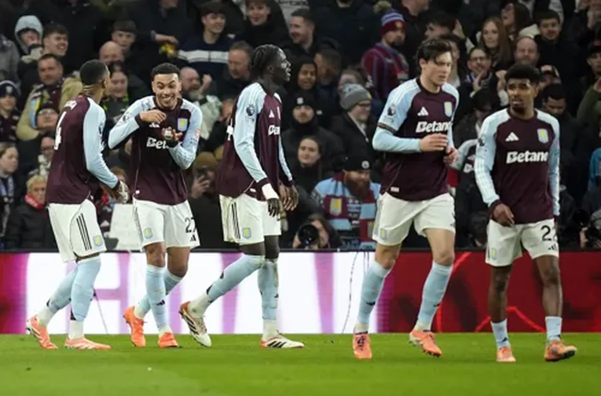 Тимът на Унай Емери спечели с 2 1 в Северен