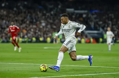 Мбапе тренира с Реал преди Ел Класико 