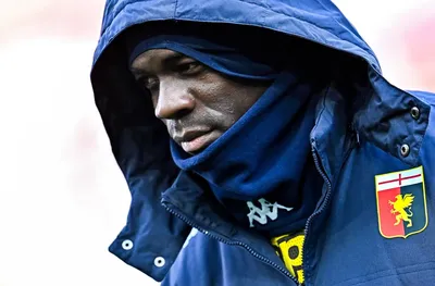 Балотели си намери отбор