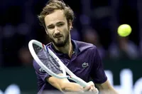 Медведев с 22-и трофей, ликува в Бризбейн