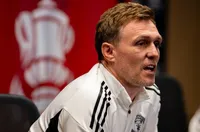 Флетчър: Новият треньор трябва да донесе увереност