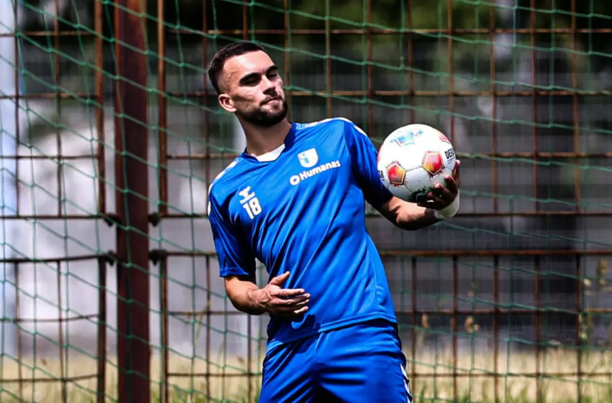 Берое подсилва атаката си германския централен нападател Емир Кухиня 23