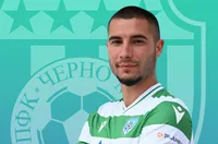 Черно море вдига основен играч на крака