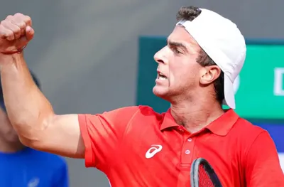 Янаки Милев стартира с победа в Анталия 