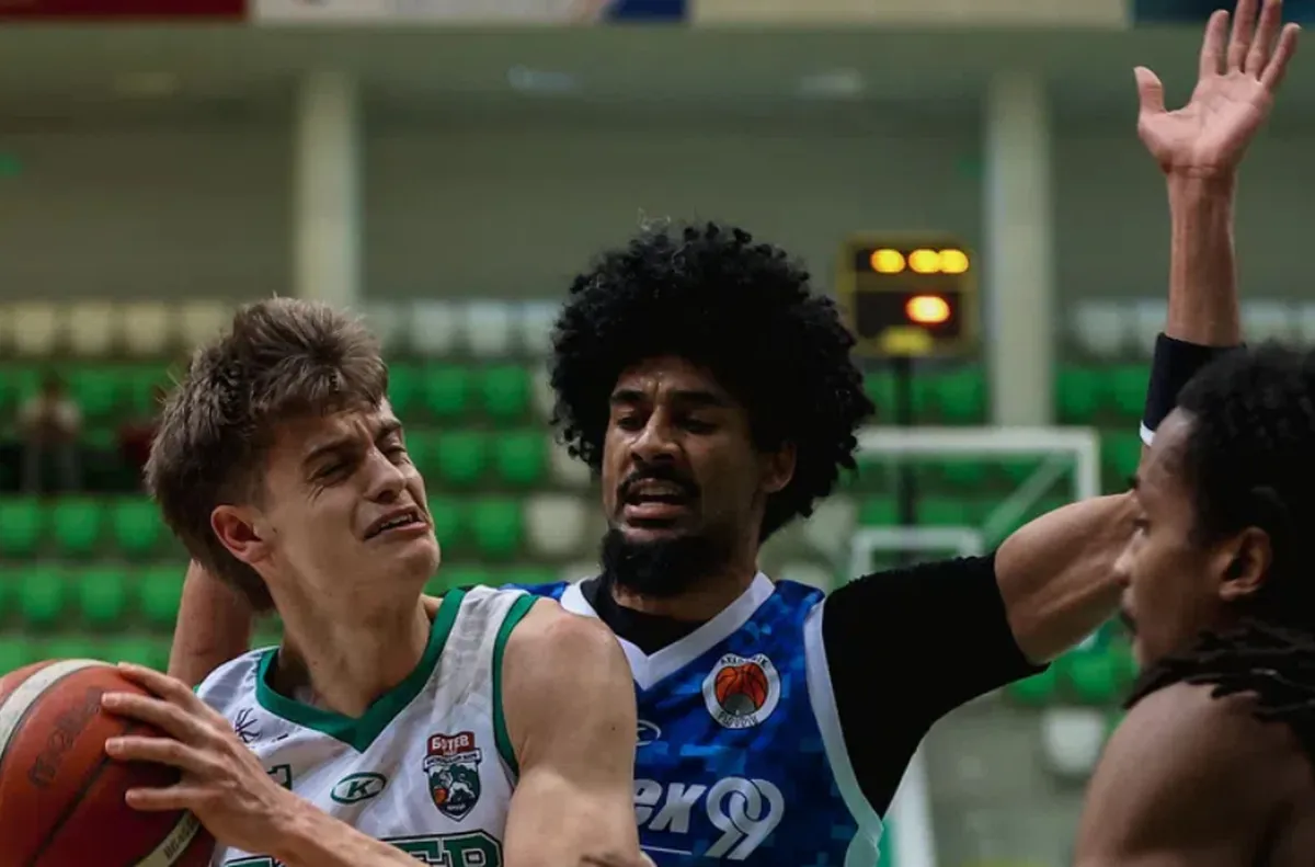 Академик удари Ботев Враца в квалификациите за Купата