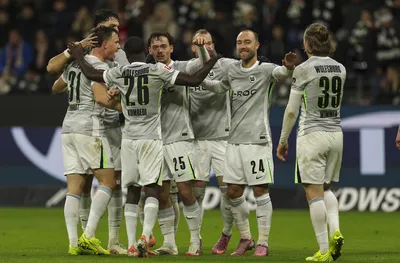 Волфсбург сe съвзе след шока с Байерн