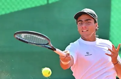 Иван Иванов отпадна на турнира в Манакор