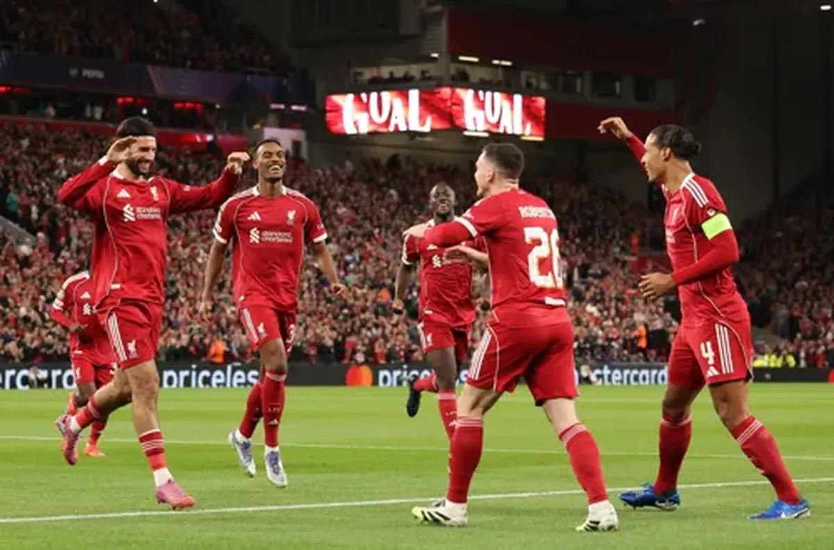 Шотландецът записа 20 мача през сезона до момента Защитникът Анди