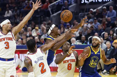 Бостън победи Маями с 39 точки от Анфърни Саймънс в мач от НБА