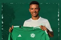 Бебе ще играе за Вихрен