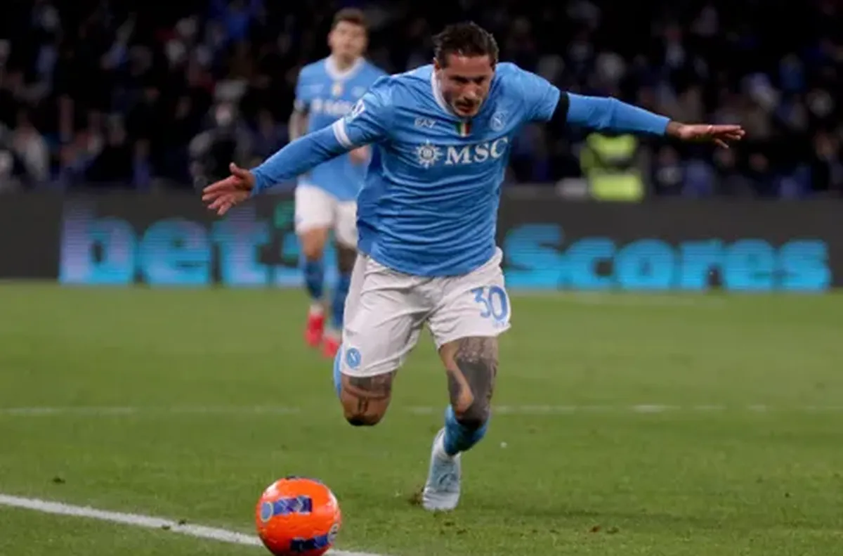 За сметка на това тимът на Антонио Конте завърши мача