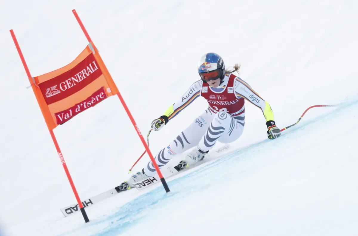 Ема Айхер спечели супергигантския слалом в Тарвизио Италия от Световната