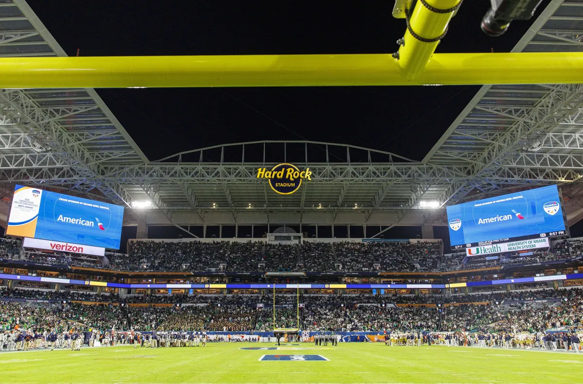 “Хард Рок Стейдиъм” - едно от спортните чудеса на Америка