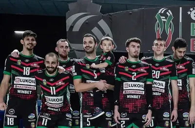 Център на Нефтохимик: Тази купа е по-специална за мен