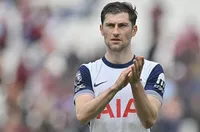 Бен Дейвис претърпя операция