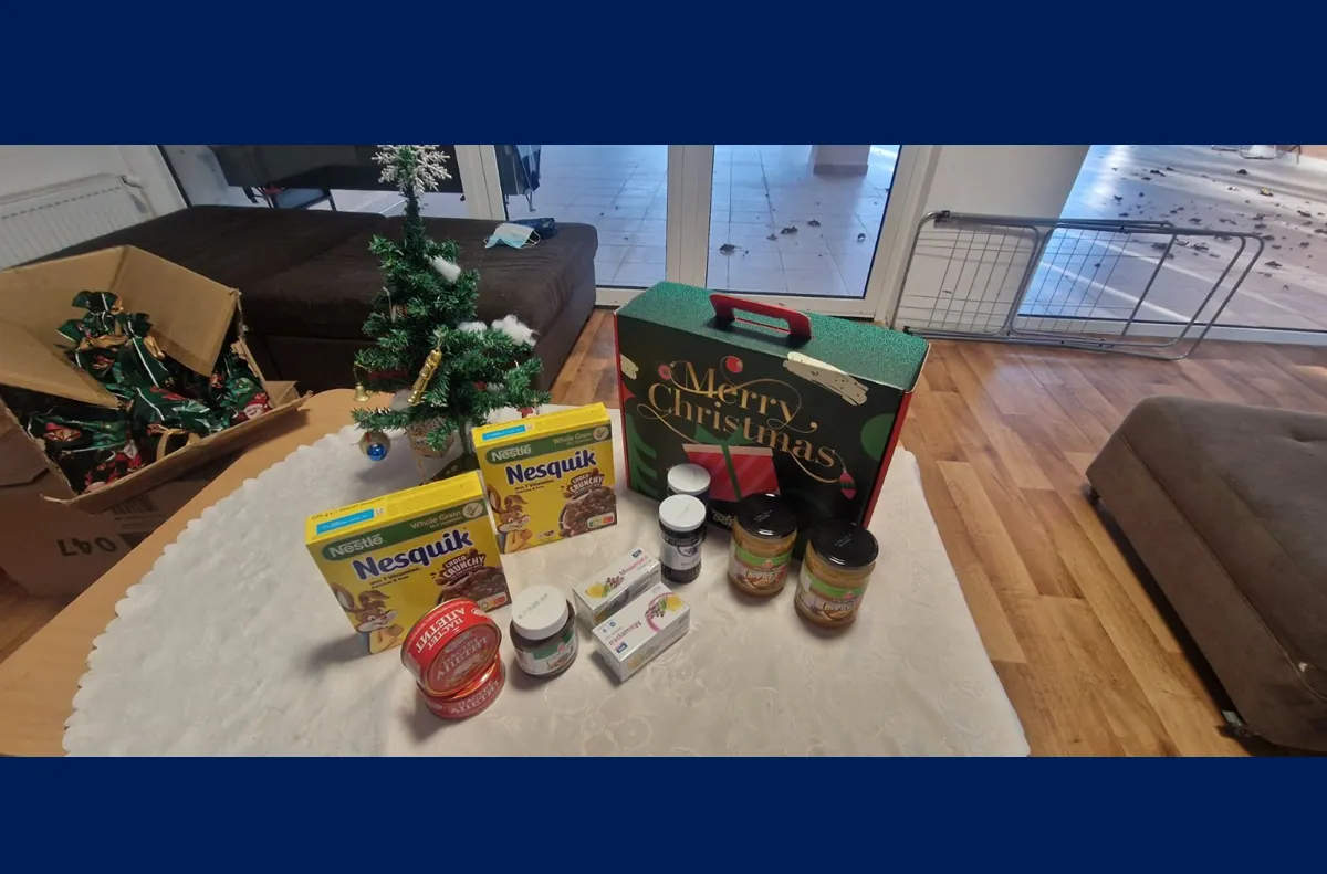 Дарението включва храни от първа необходимост подбрани с грижа за