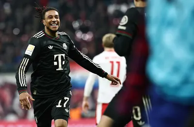 Байерн Мюнхен задържа Олисе с нов договор