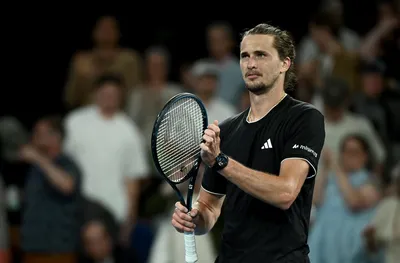 Дъждът не спря Зверев в Австралия