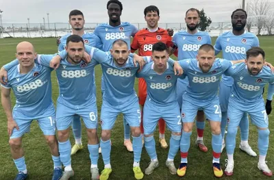 Локомотив (София) с първа победа в контролите