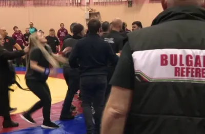 Майката на бореца, запалил скандала в Сливен: Ще довърша започнатото