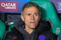 Луис Енрике защити вратаря на ПСЖ