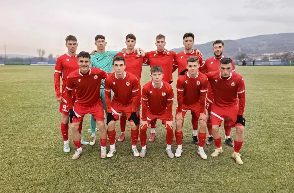 Двата тима не си вкараха гол На отлично подготвения терен