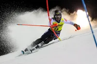 Алберт Попов със слабо време след първия манш в Кицбюел