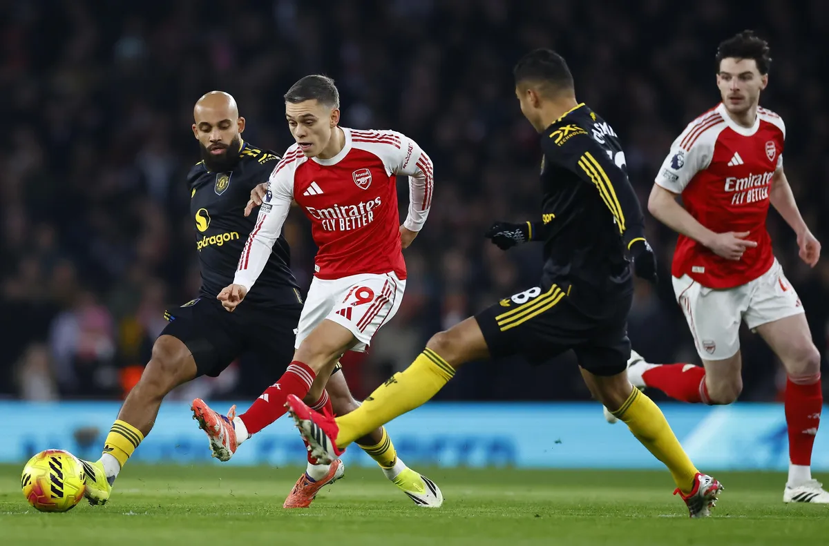 Гледайте и следете дербито тук… Арсенал е домакин на Манчестър