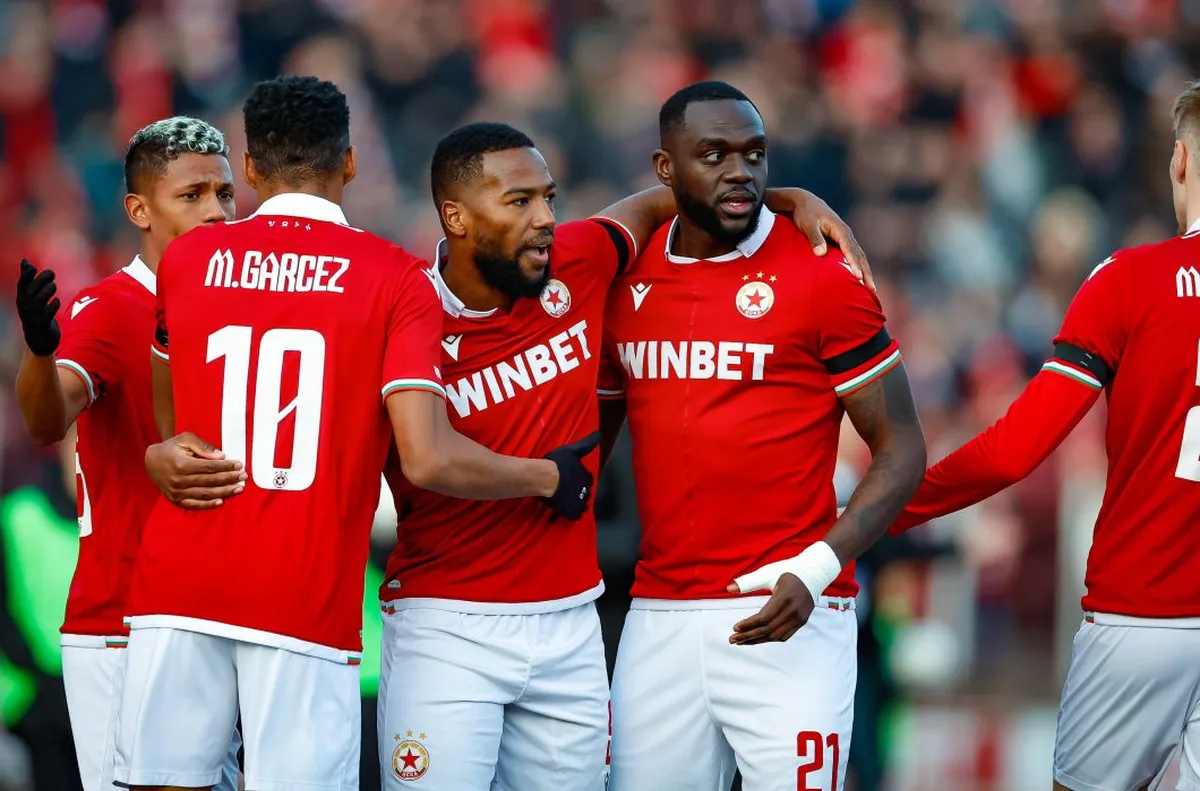 Дебрецен и Амос Юга с обрат от 0:2 до 3:2 за 10 минути (ВИДЕО)