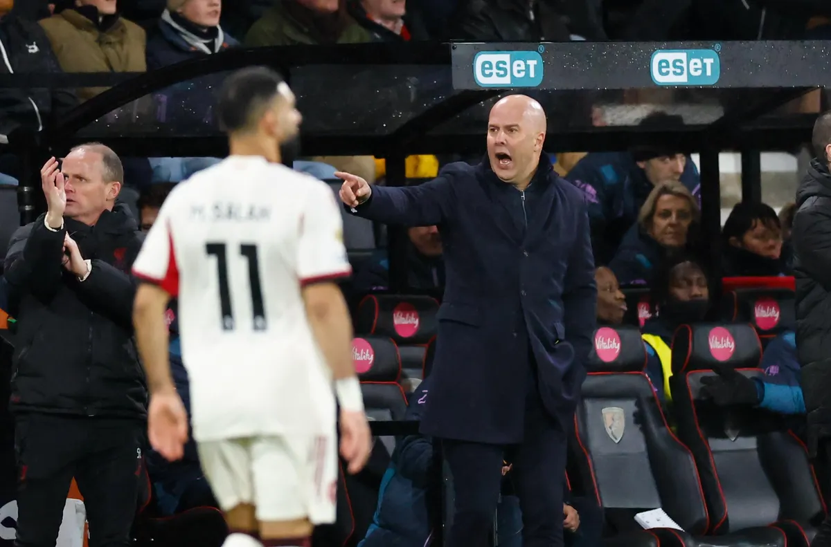 Легендата на Ливърпул Джейми Карагър отправи сериозно предупреждение към мениджъра